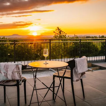 Vinarstvi Valkovi 公寓 Mělník