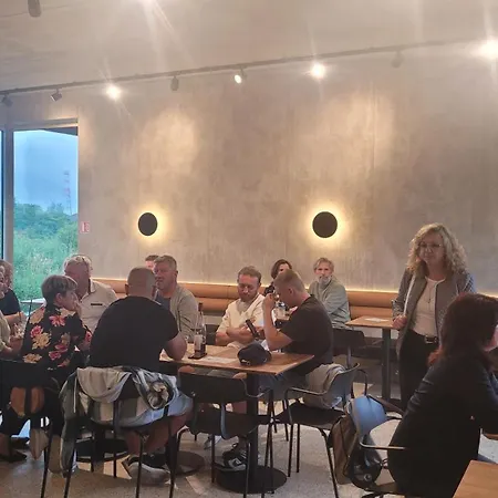 شقة Vinarstvi Valkovi *